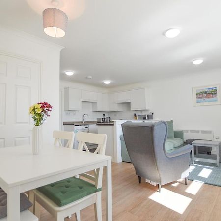 No 8 Westbay Apartment 奥本 外观 照片