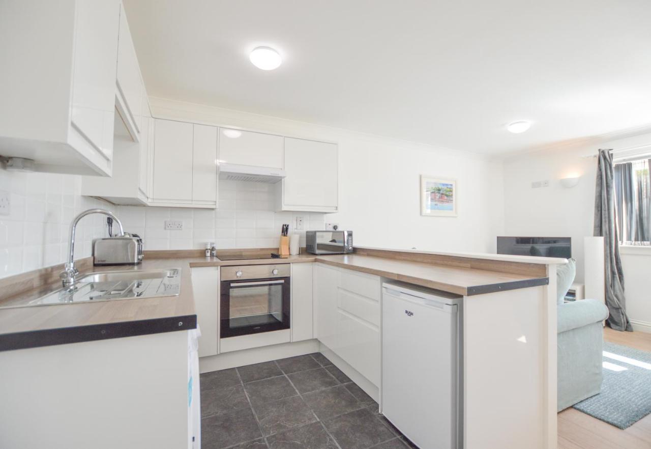 No 8 Westbay Apartment 奥本 外观 照片
