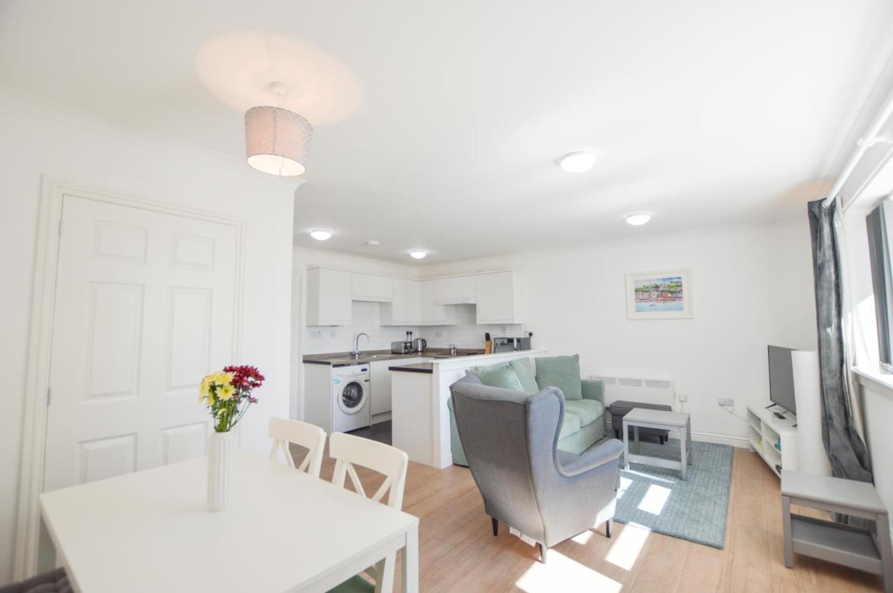 No 8 Westbay Apartment 奥本 外观 照片