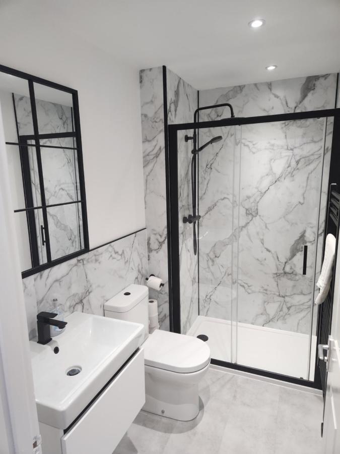 No 8 Westbay Apartment 奥本 外观 照片